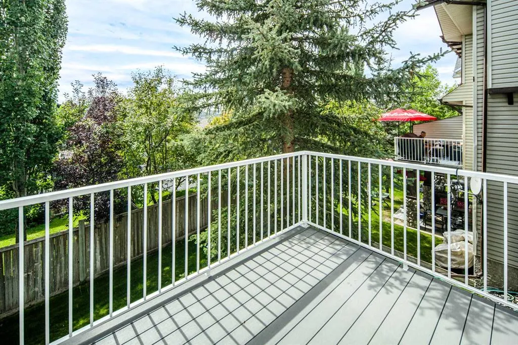 17 Hidden Creek Rise NW