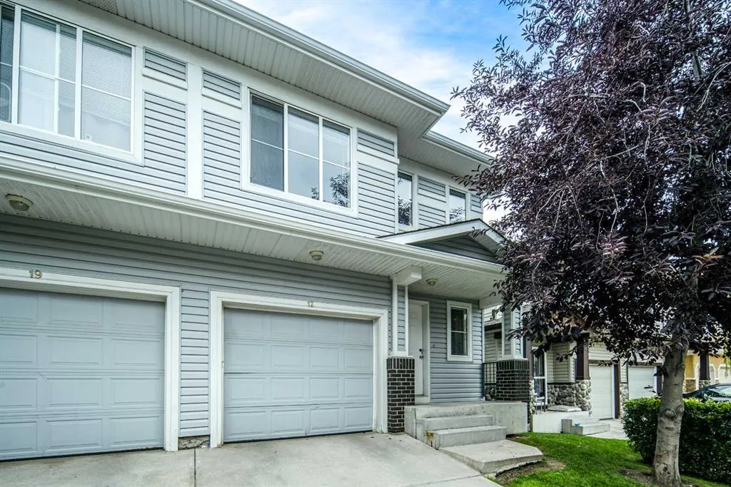 17 Hidden Creek Rise NW