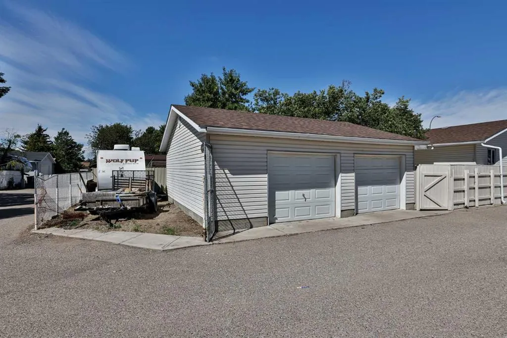 1910 24 Avenue N