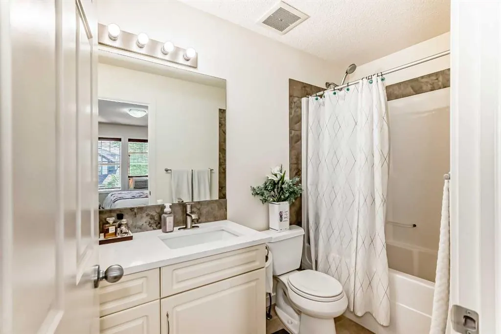1253 New Brighton Drive SE