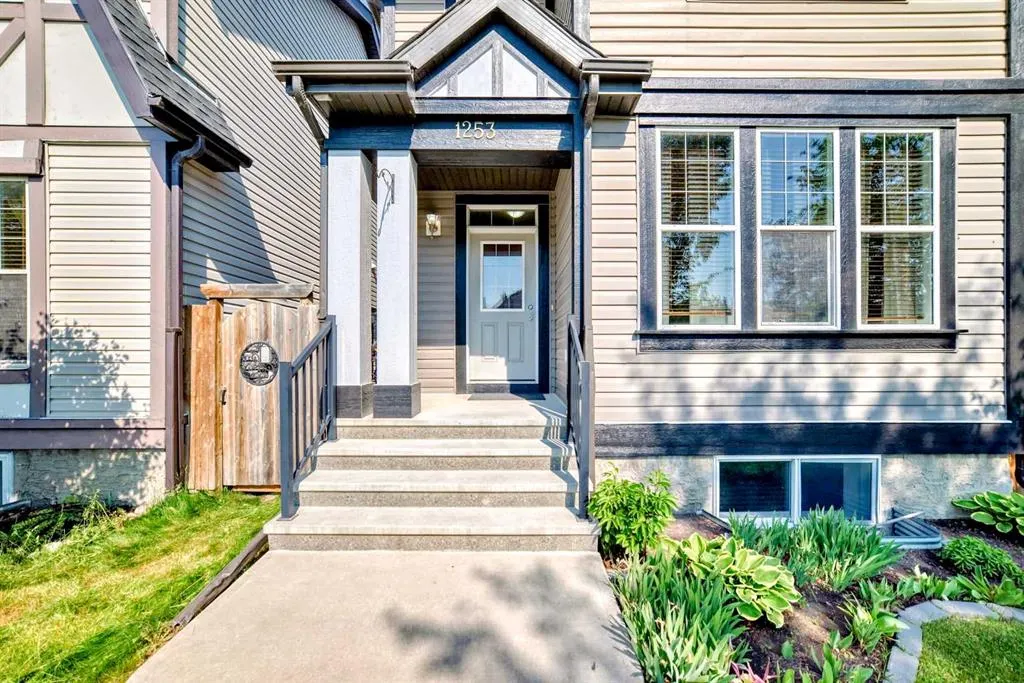 1253 New Brighton Drive SE