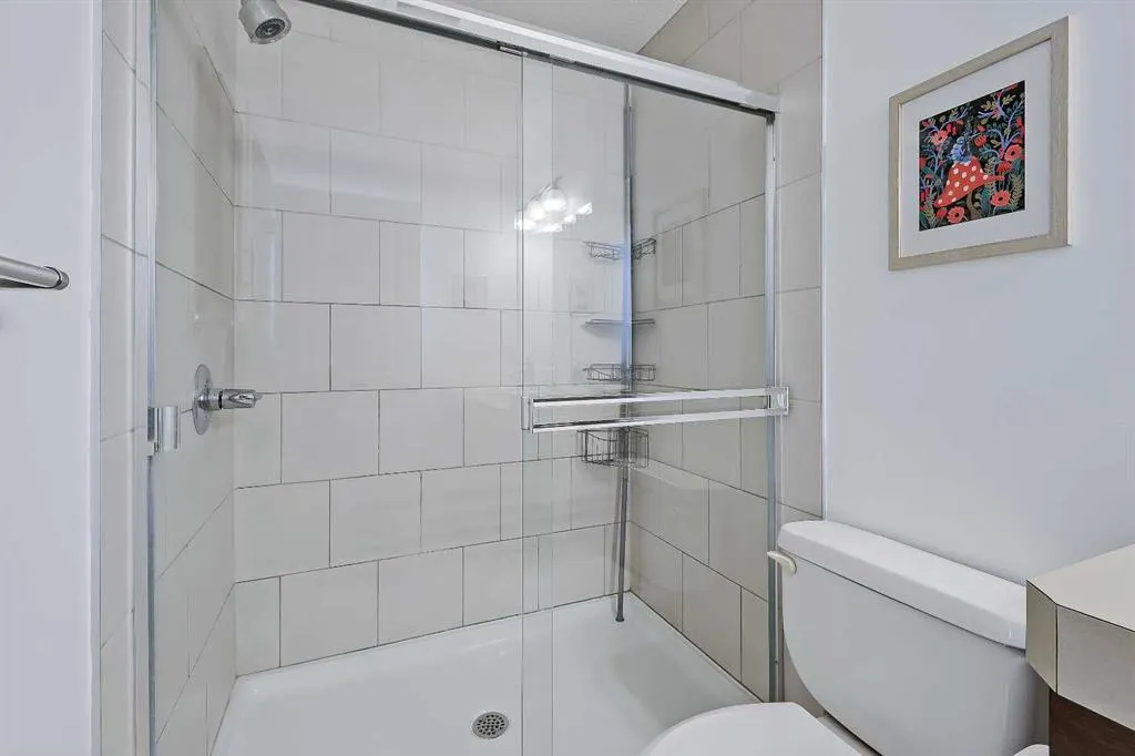 13 Chapalina Square SE