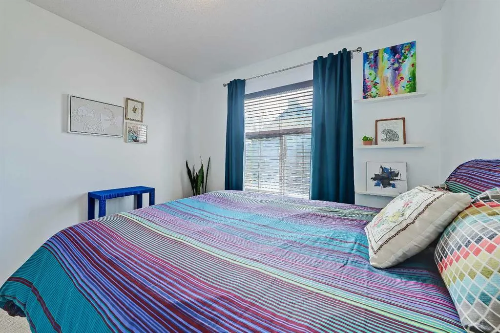 13 Chapalina Square SE