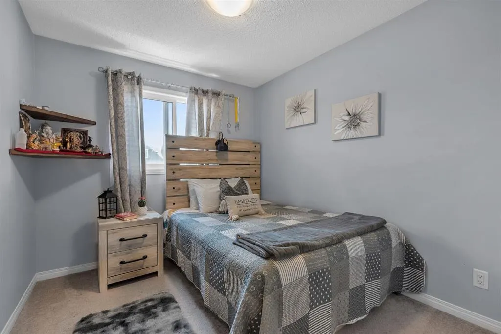 53 Walgrove Rise SE