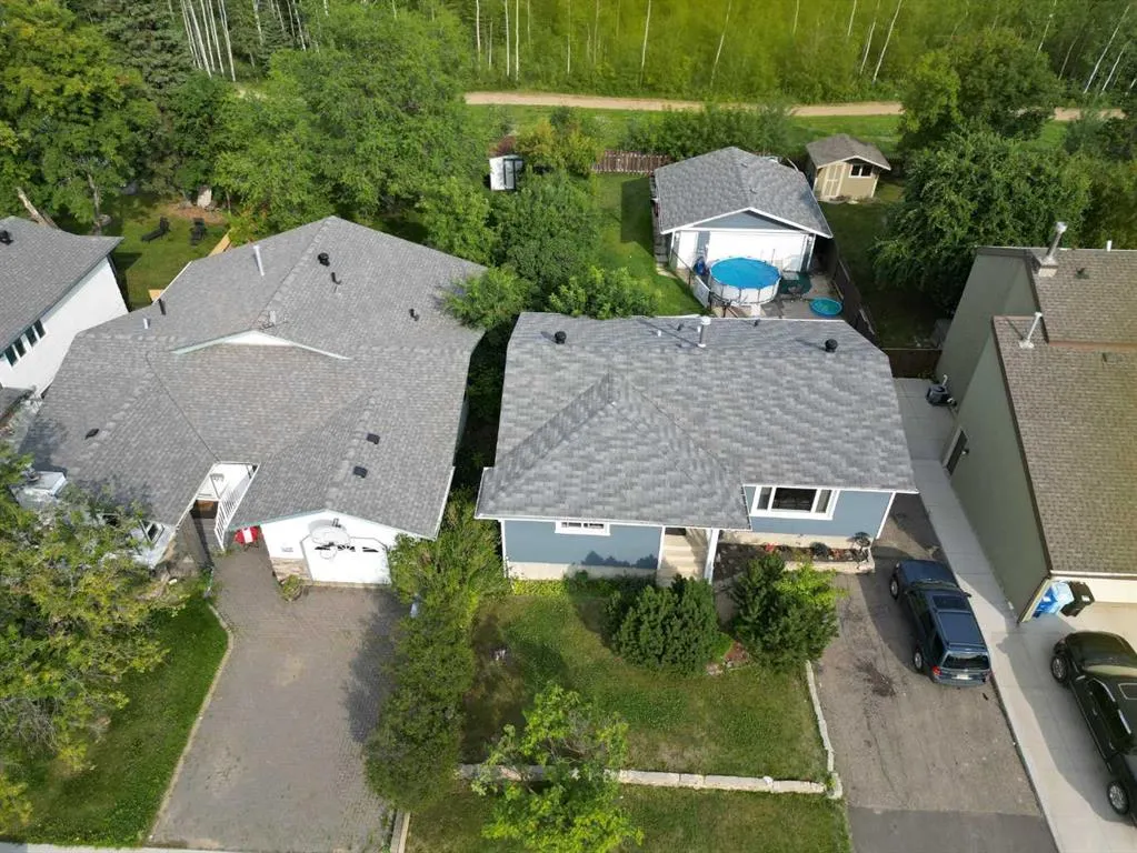 182 Clenell Crescent