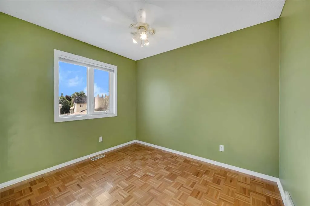 39 Anaheim Court NE