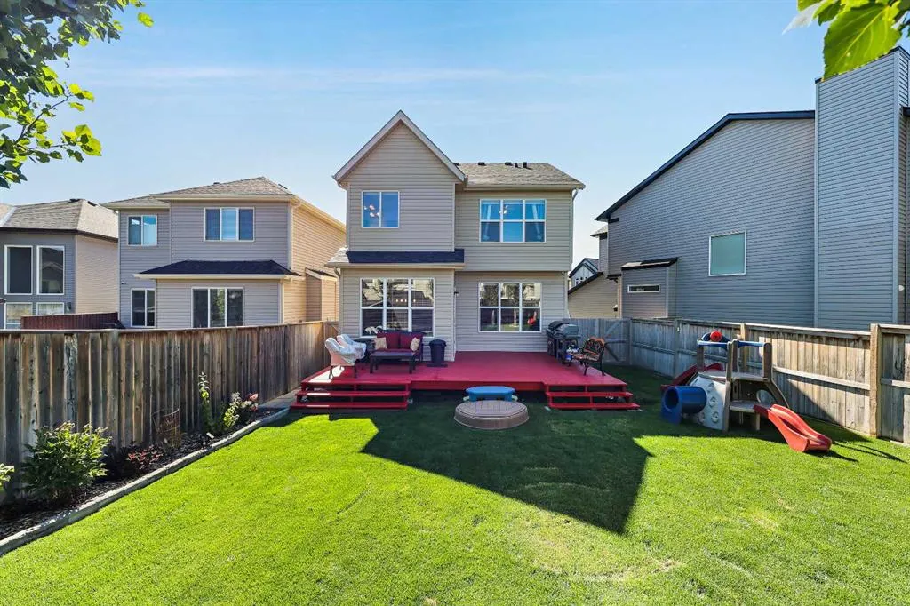 15 Sage Valley Court NW