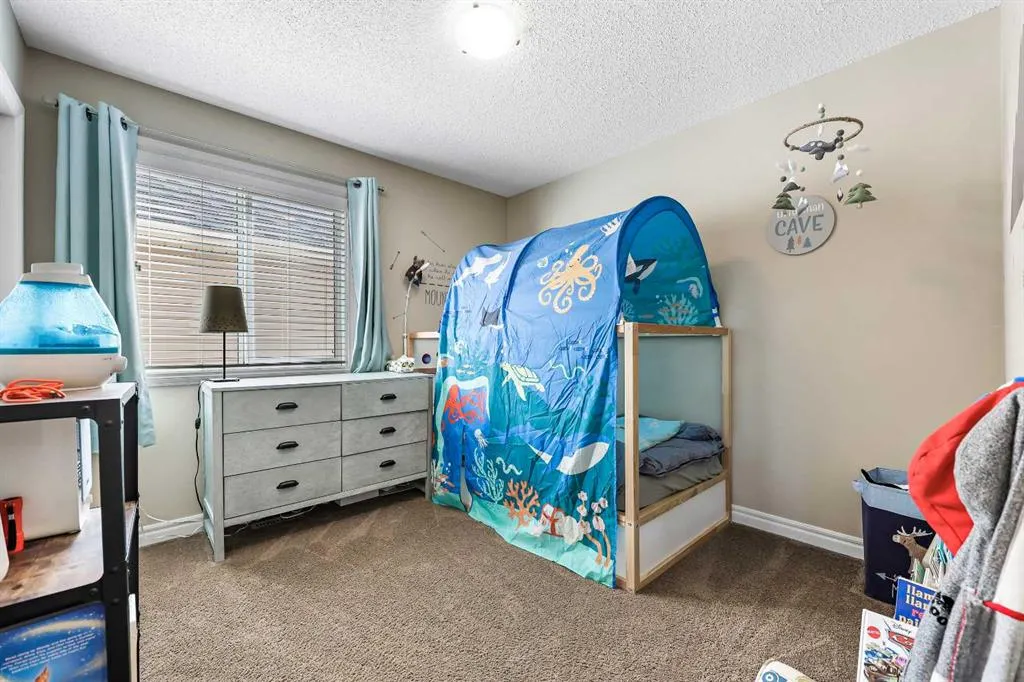 15 Sage Valley Court NW