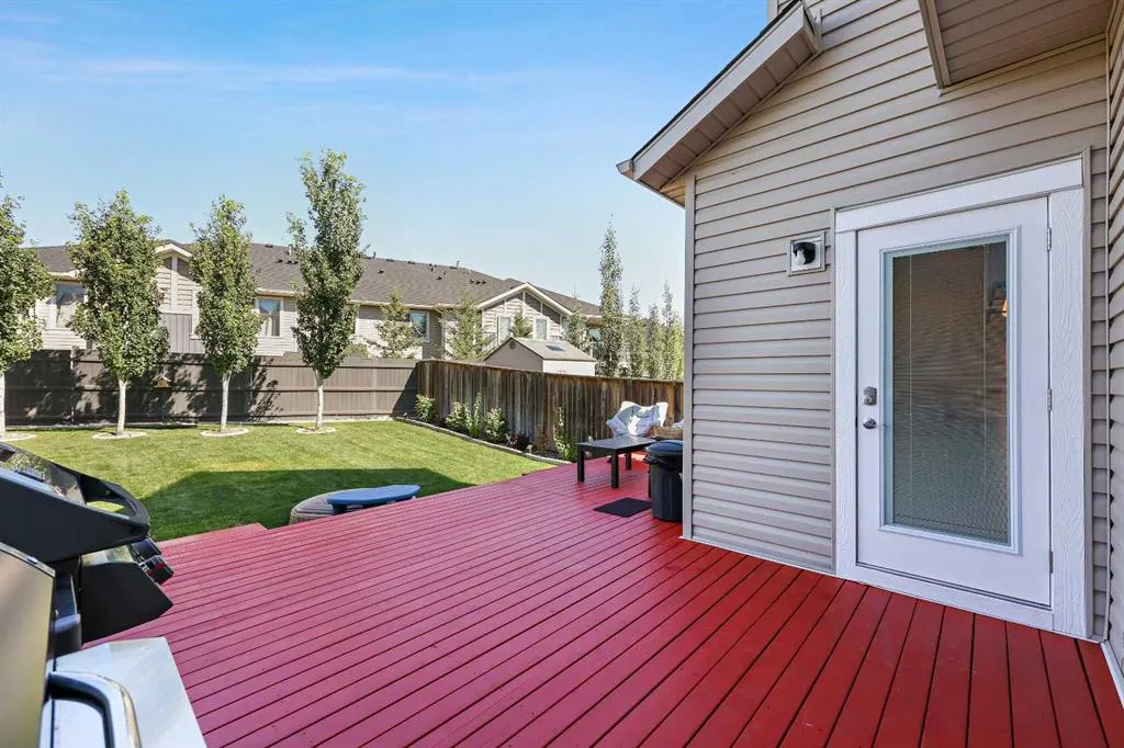 15 Sage Valley Court NW