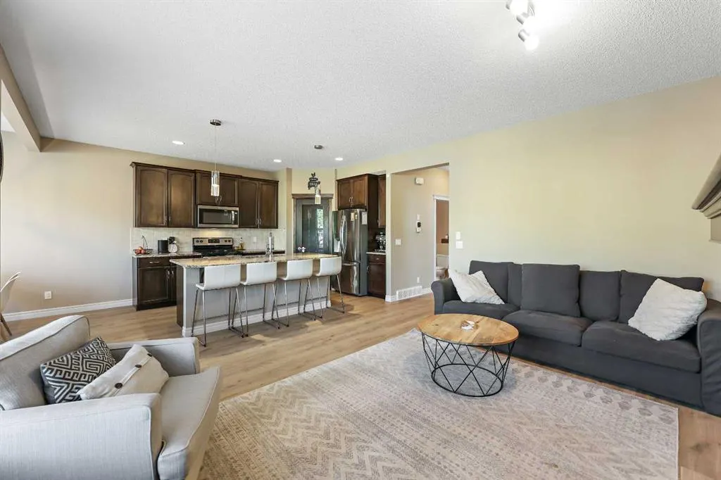 15 Sage Valley Court NW