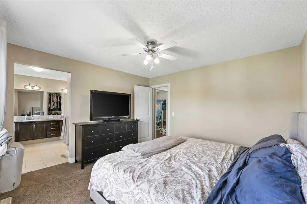 15 Sage Valley Court NW