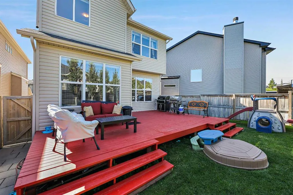 15 Sage Valley Court NW