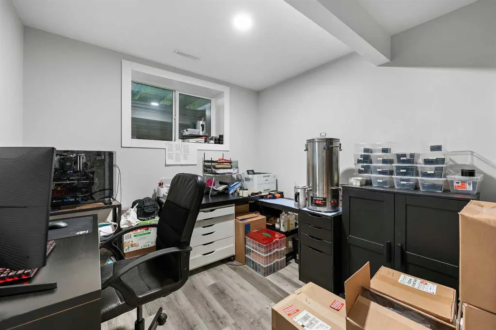 15 Sage Valley Court NW