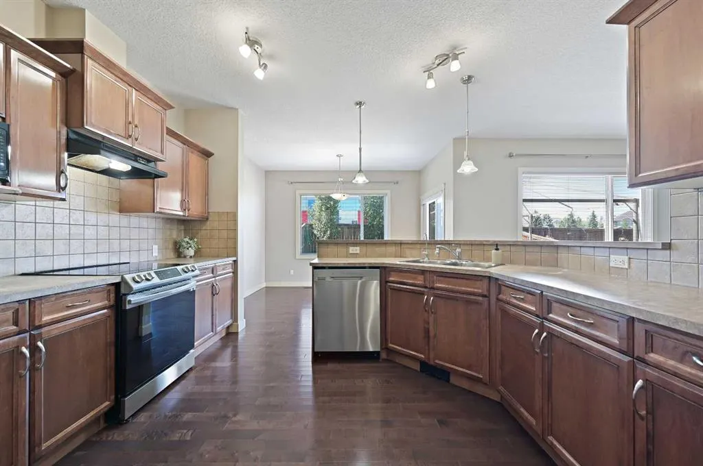 229 Bridlerange Place SW