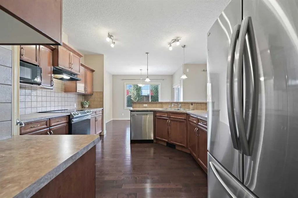 229 Bridlerange Place SW