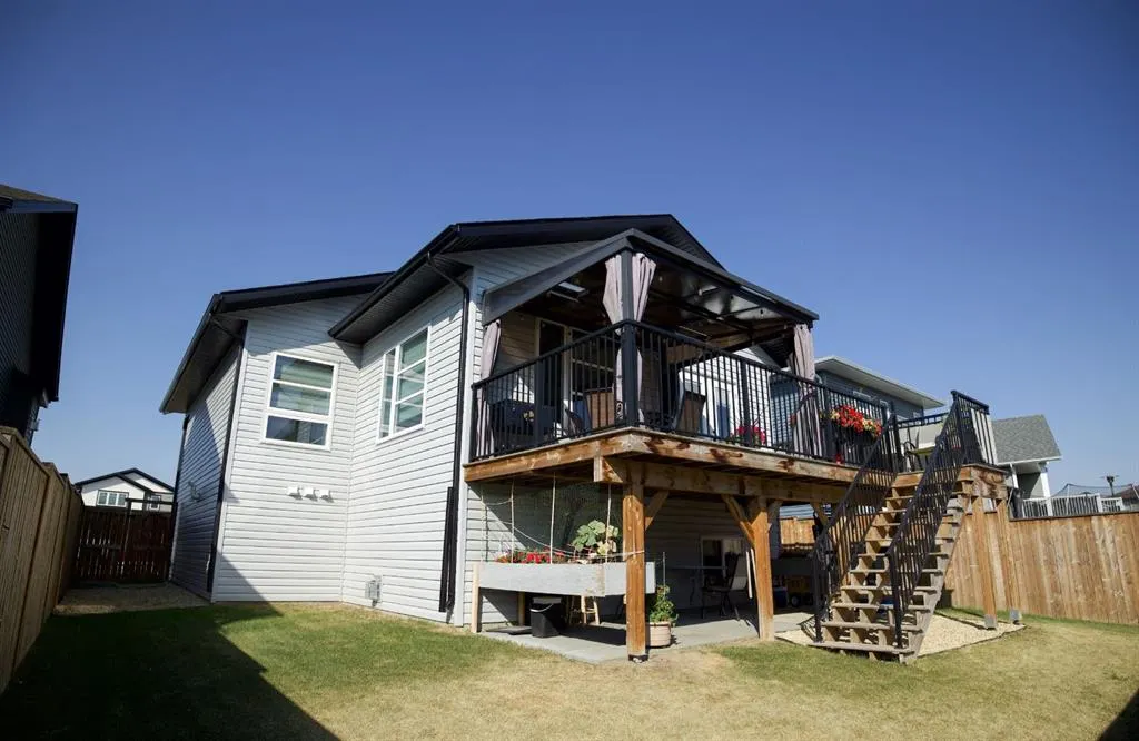61 Murphy Close