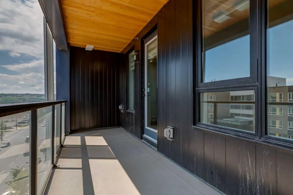 4138 University Avenue NW, #617