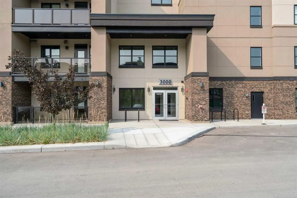 80 Greenbriar Place NW, #3203
