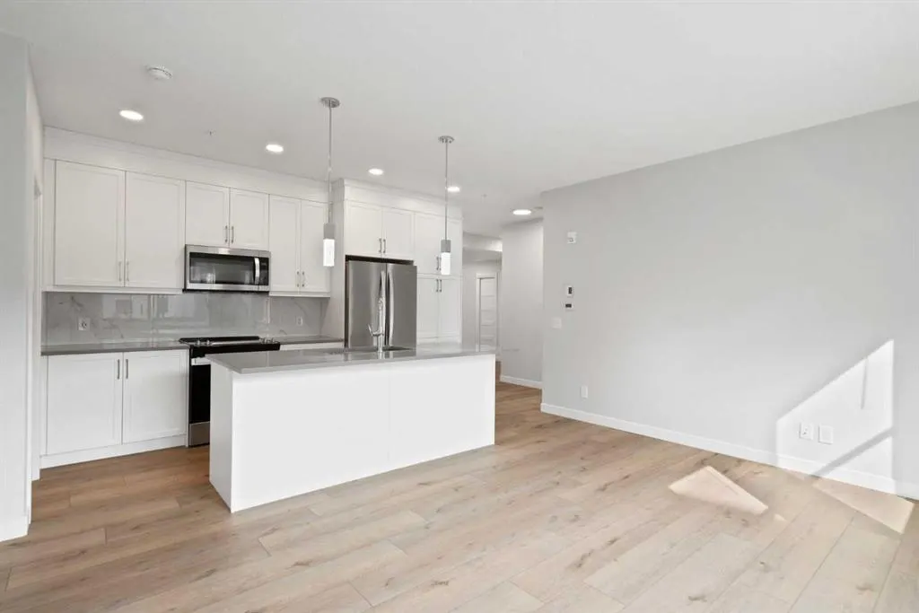 80 Greenbriar Place NW, #3203