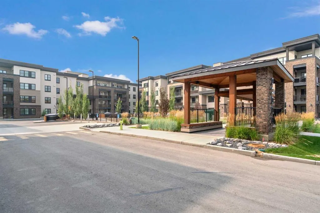 80 Greenbriar Place NW, #3203