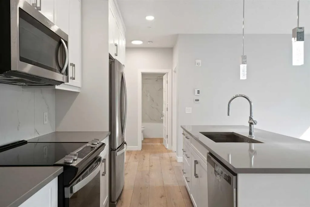 80 Greenbriar Place NW, #3203