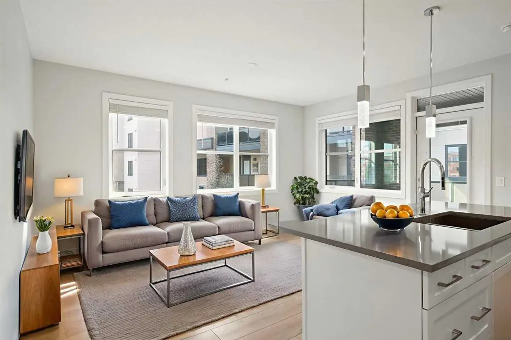 80 Greenbriar Place NW, #3203