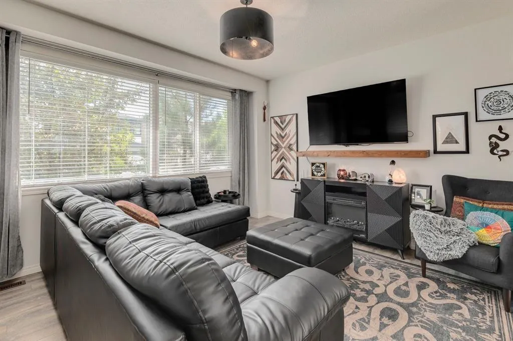 53 Seton Manor SE