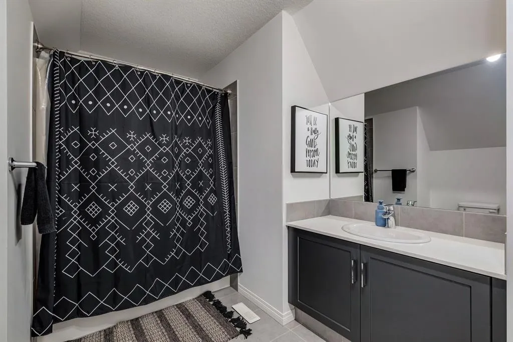 53 Seton Manor SE