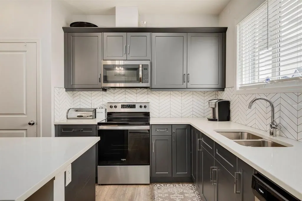53 Seton Manor SE