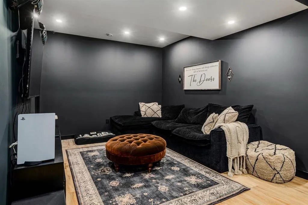 53 Seton Manor SE