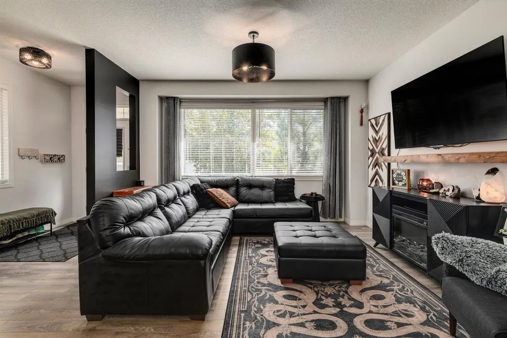 53 Seton Manor SE