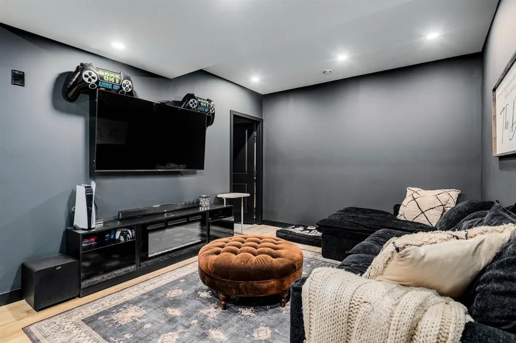 53 Seton Manor SE