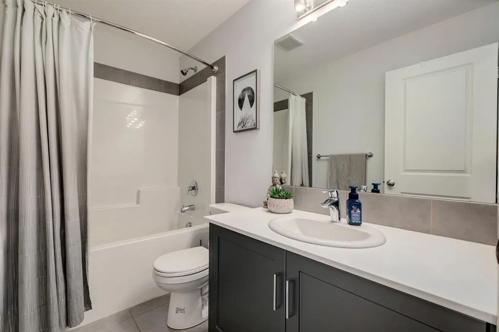 53 Seton Manor SE