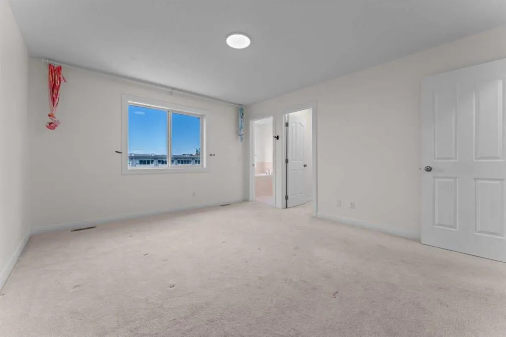 230 Silverado Plains Circle SW