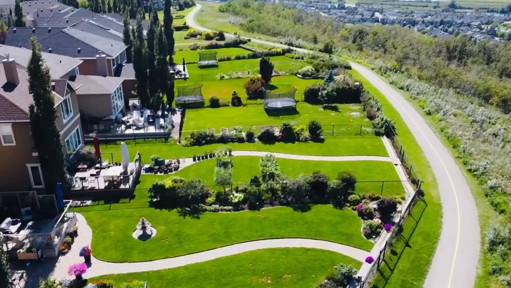 101 Cranarch Common SE