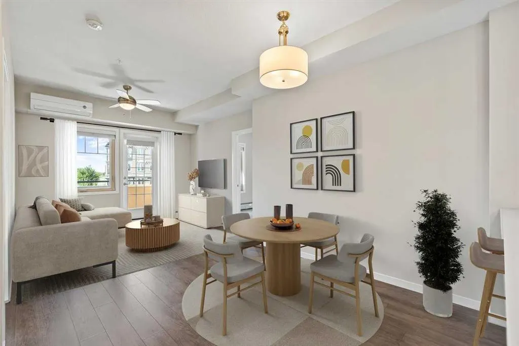 30 Mahogany Mews SE, #202