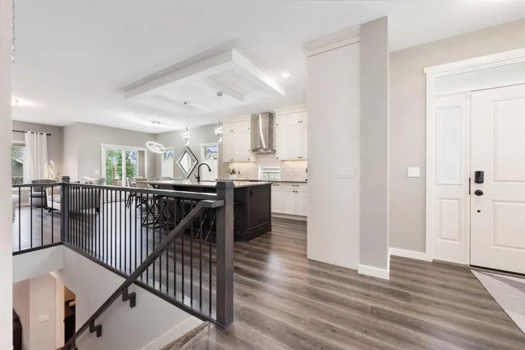 326 Bayside Crescent SW