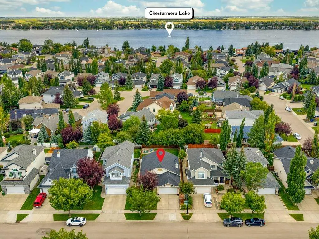 155 West Lakeview Passage