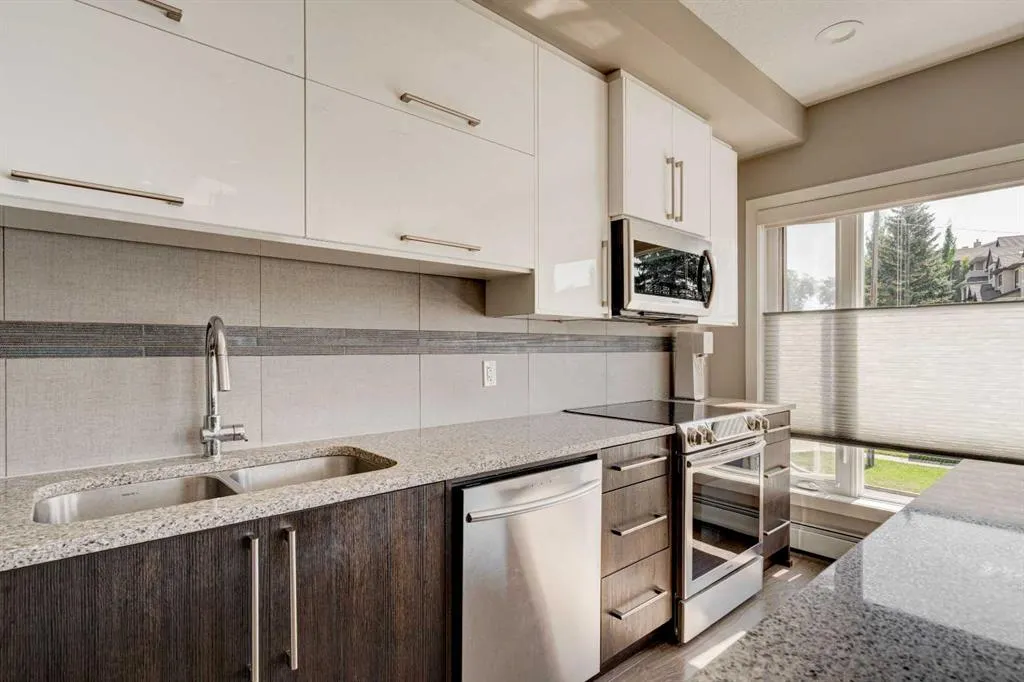 93 34 Avenue SW, #205
