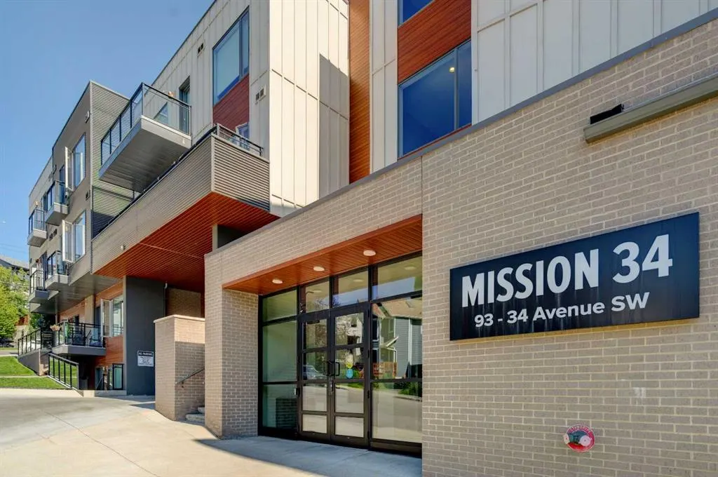 93 34 Avenue SW, #205