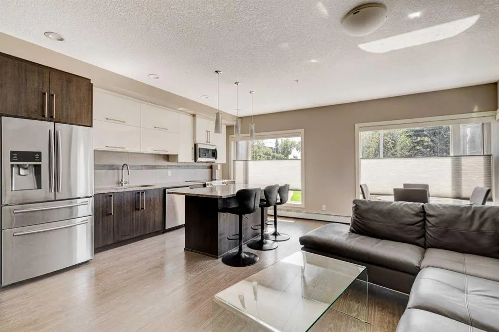93 34 Avenue SW, #205