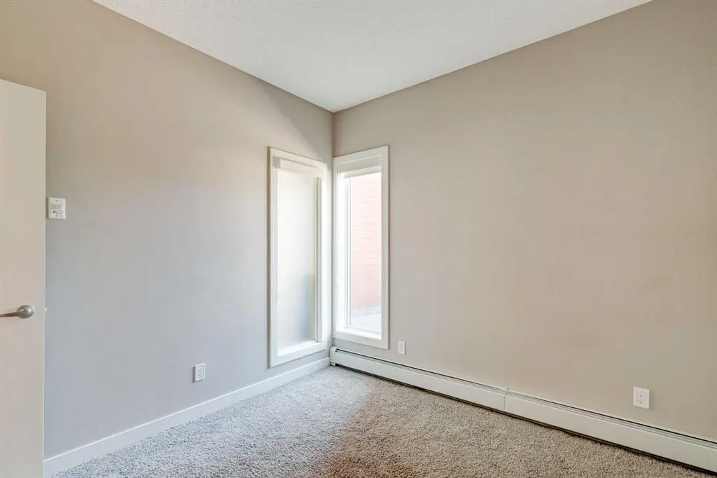 93 34 Avenue SW, #205