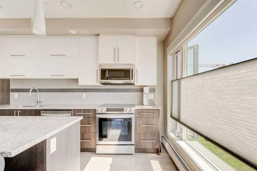 93 34 Avenue SW, #205