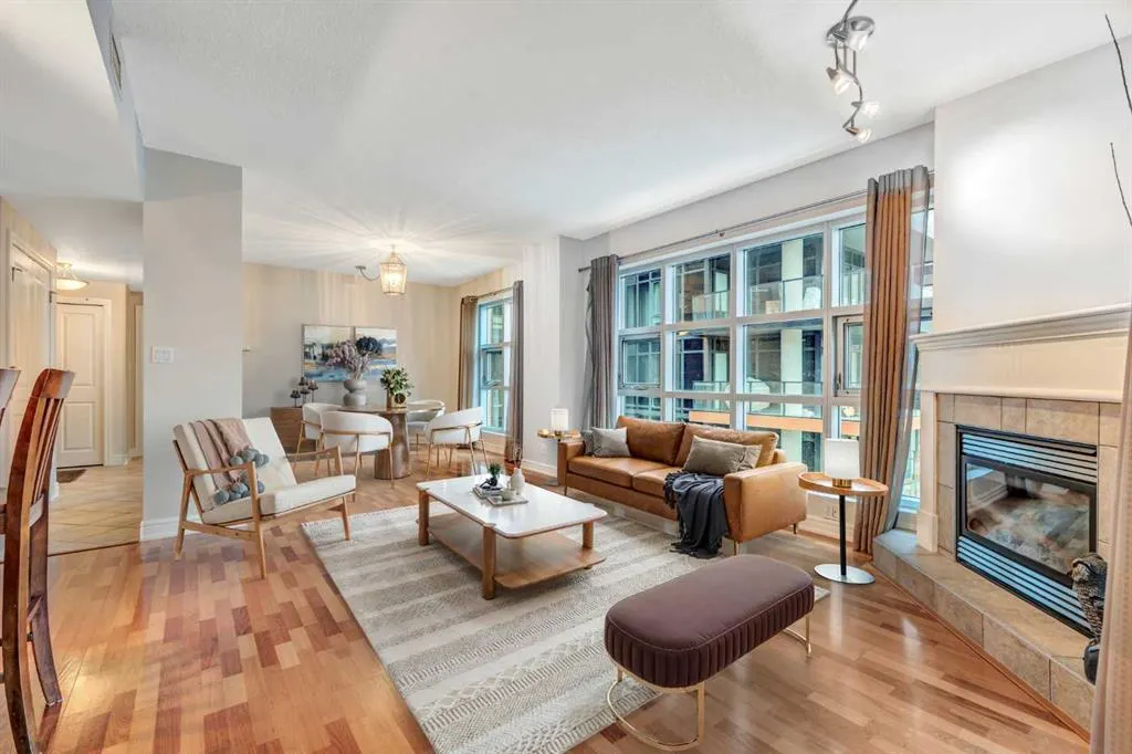 110 7 Street SW, #704