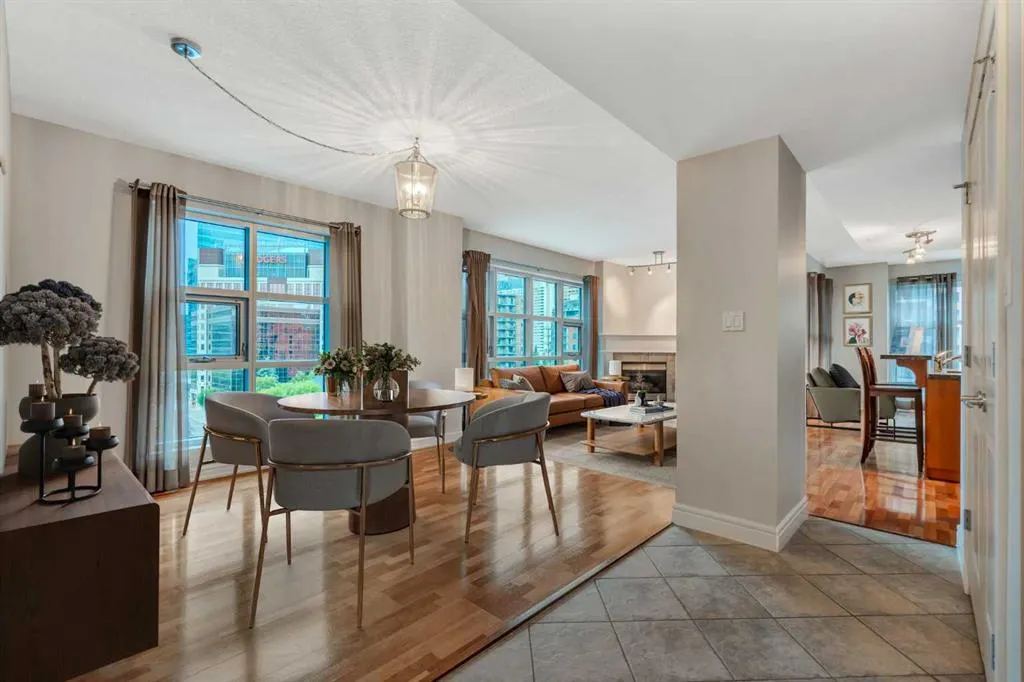 110 7 Street SW, #704