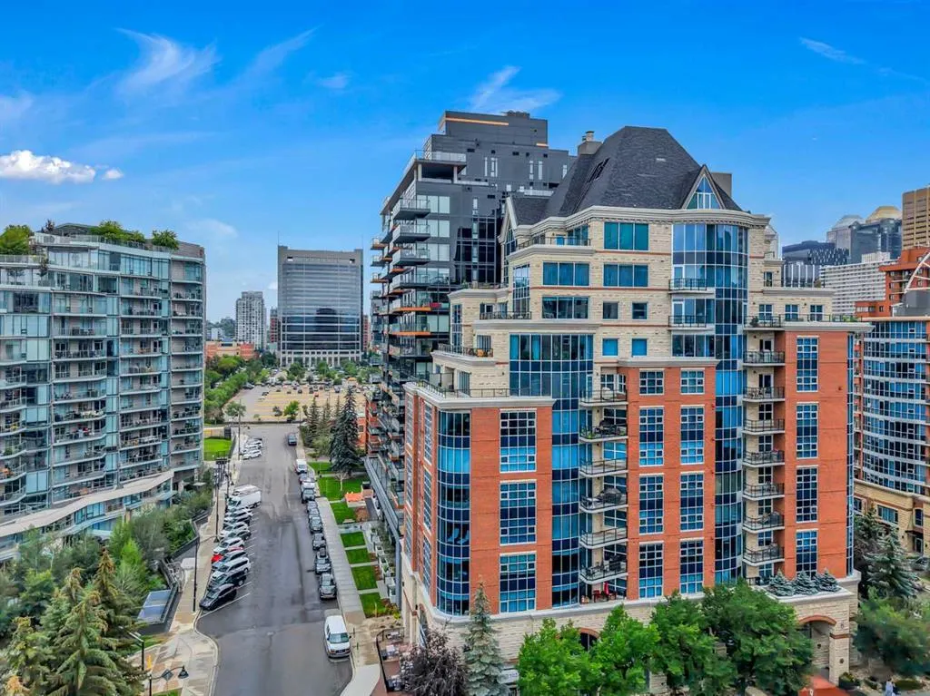 110 7 Street SW, #704