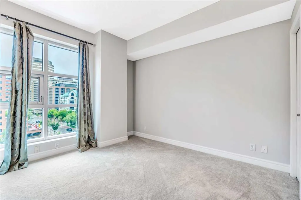 110 7 Street SW, #704