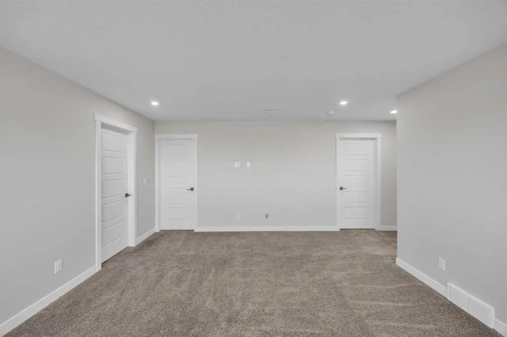 116 Homestead Close NE