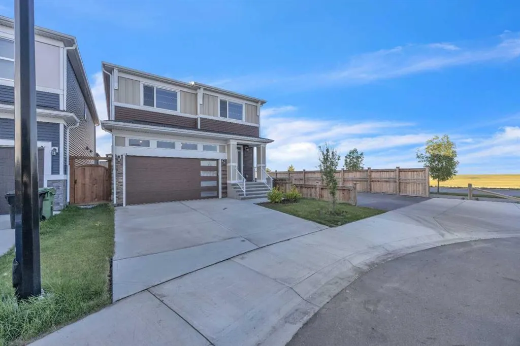 116 Homestead Close NE