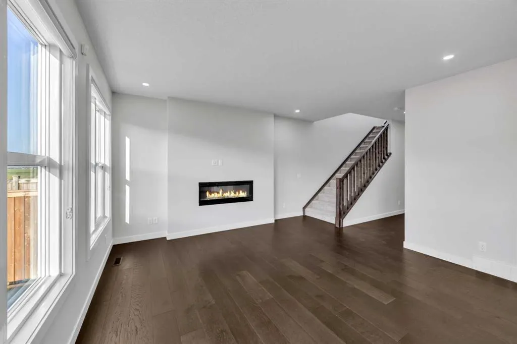 116 Homestead Close NE